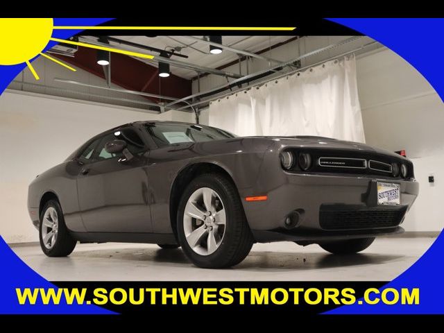 2021 Dodge Challenger SXT