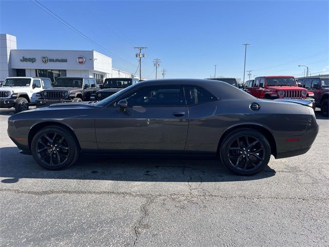 2021 Dodge Challenger SXT