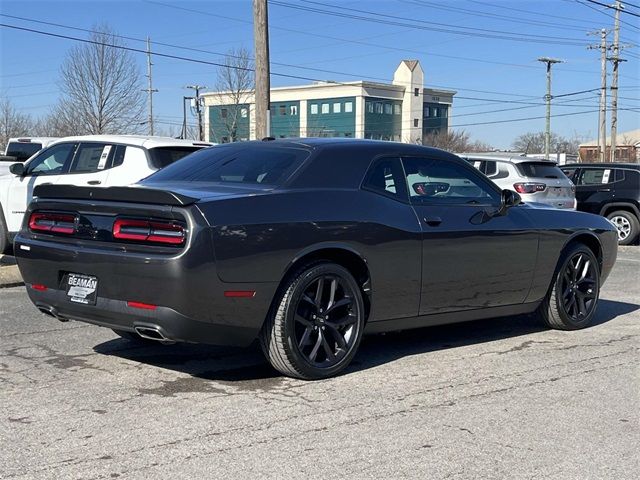 2021 Dodge Challenger SXT