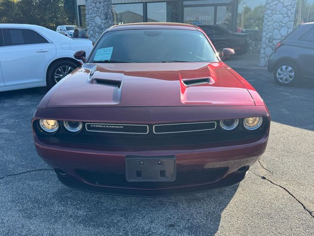 2021 Dodge Challenger SXT