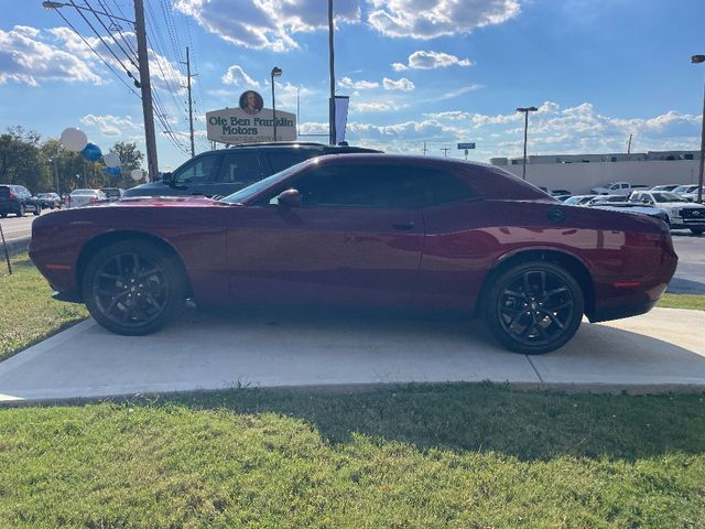 2021 Dodge Challenger SXT