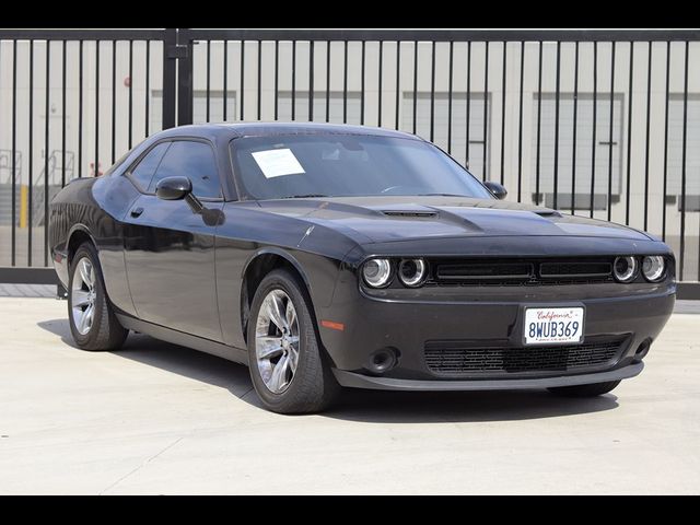 2021 Dodge Challenger SXT