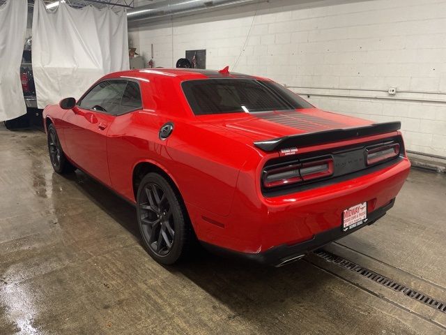 2021 Dodge Challenger SXT