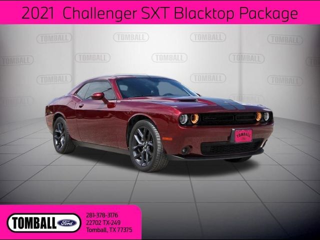 2021 Dodge Challenger SXT