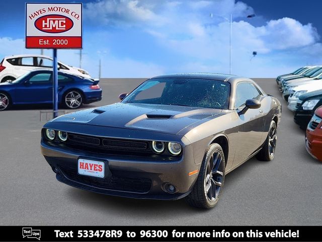 2021 Dodge Challenger SXT