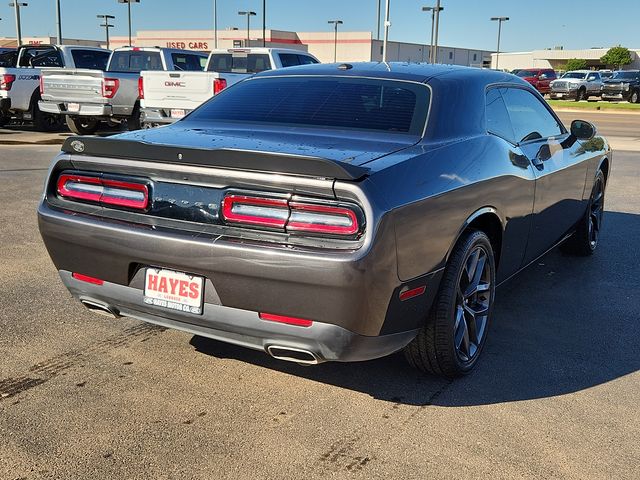 2021 Dodge Challenger SXT