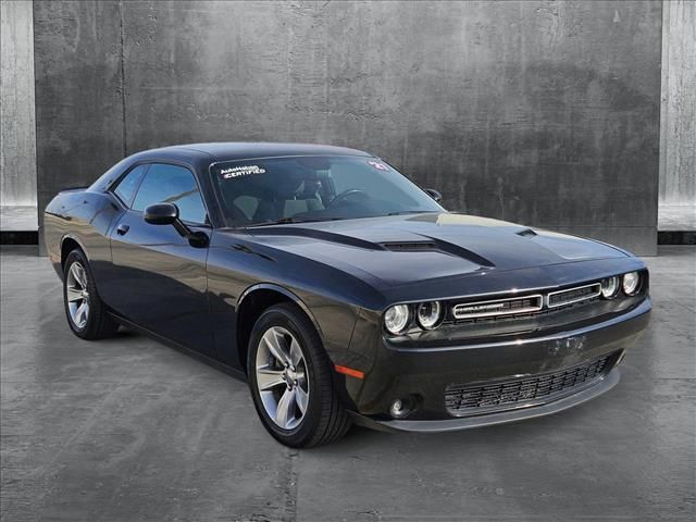 2021 Dodge Challenger SXT