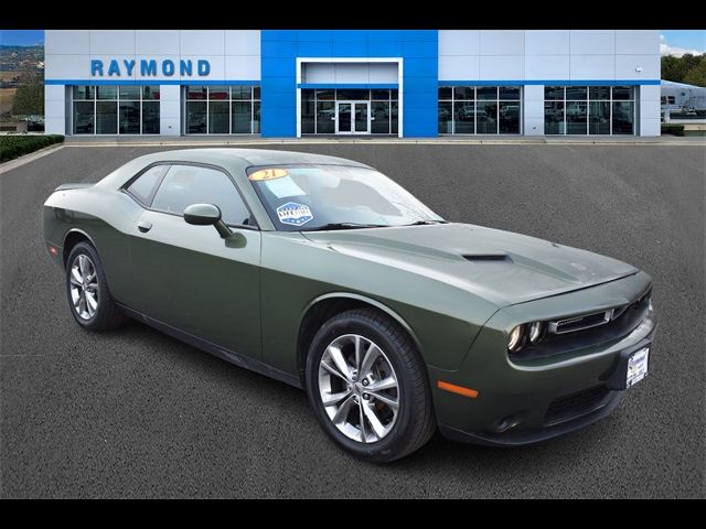 2021 Dodge Challenger SXT