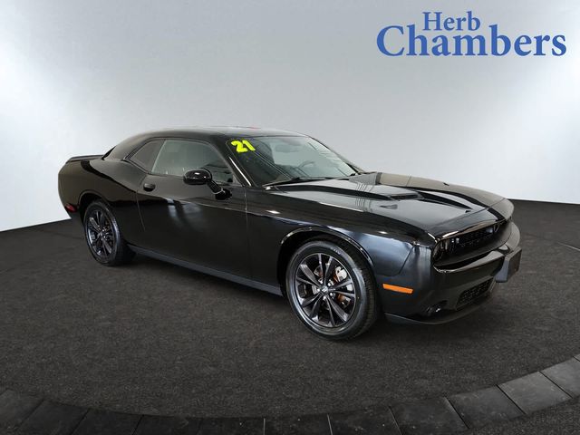 2021 Dodge Challenger SXT