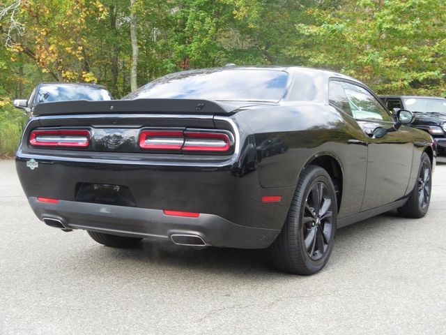 2021 Dodge Challenger SXT