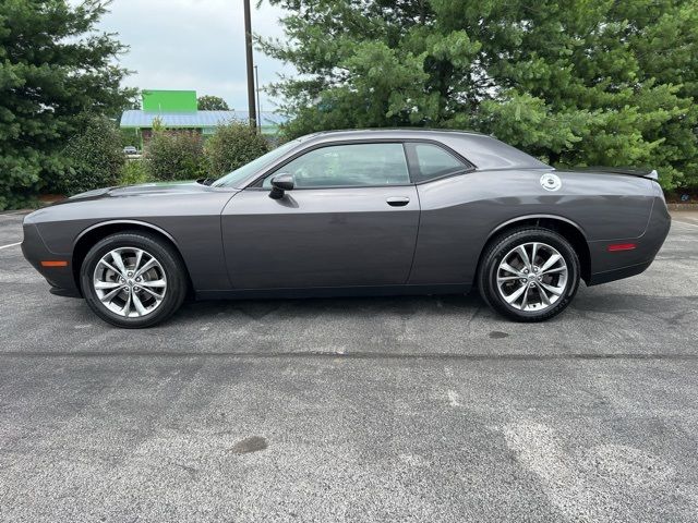 2021 Dodge Challenger SXT