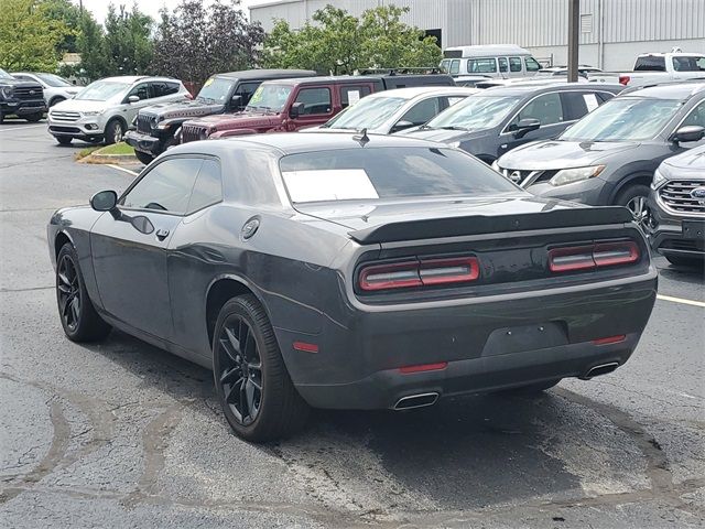 2021 Dodge Challenger SXT