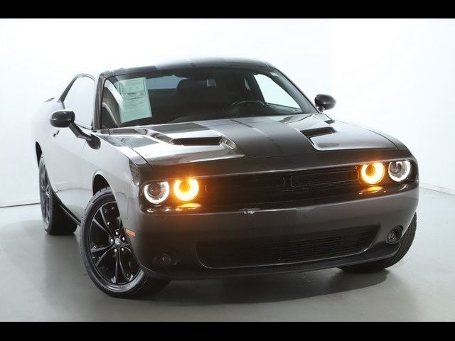 2021 Dodge Challenger SXT