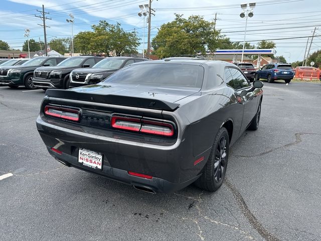 2021 Dodge Challenger SXT