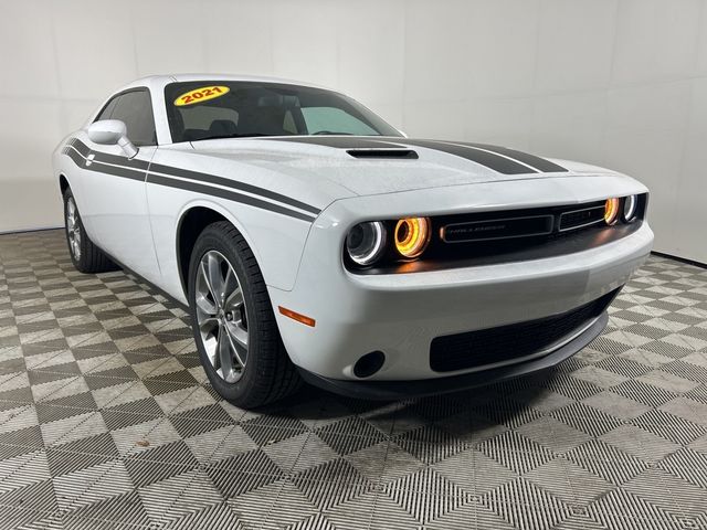 2021 Dodge Challenger SXT