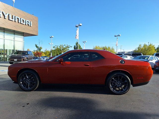 2021 Dodge Challenger SXT