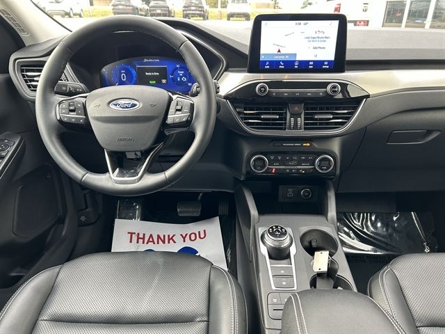 2021 Ford Escape Hybrid Titanium