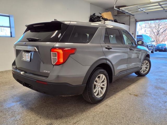 2021 Ford Explorer Base