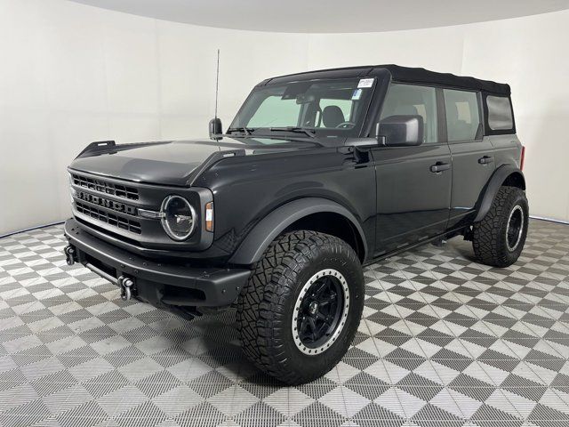 2021 Ford Bronco Base