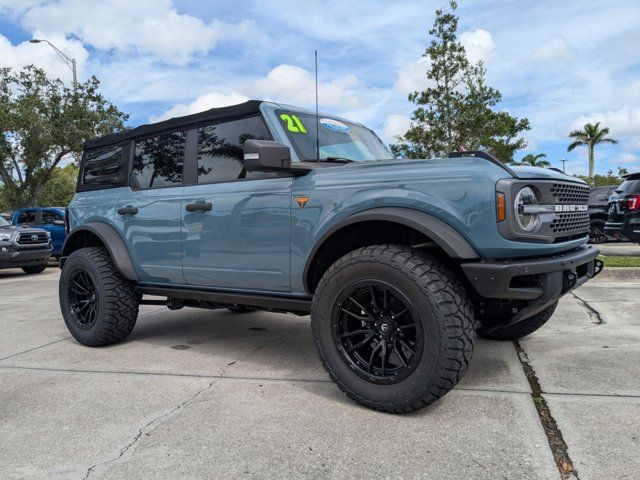 2021 Ford Bronco Outer Banks