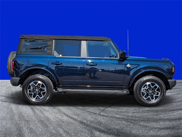 2021 Ford Bronco Base