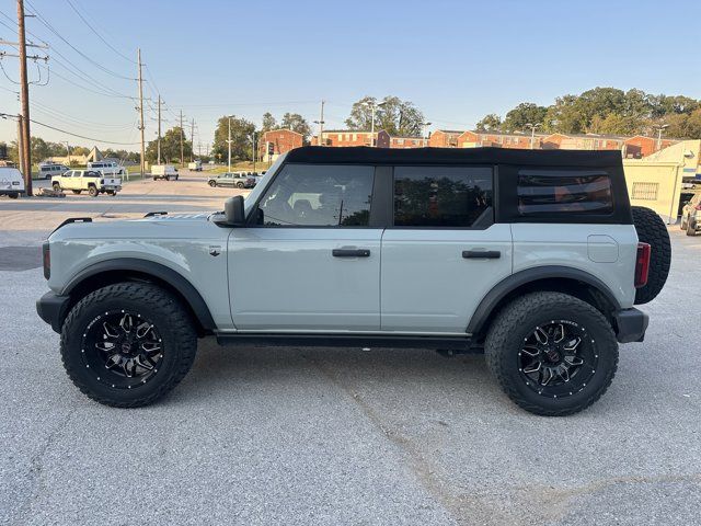 2021 Ford Bronco Base