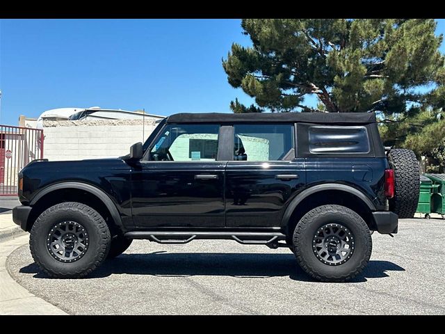 2021 Ford Bronco Base