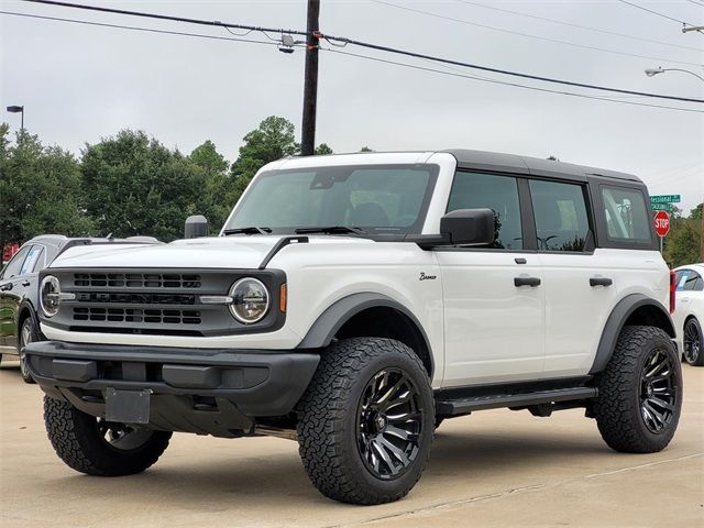 2021 Ford Bronco Base