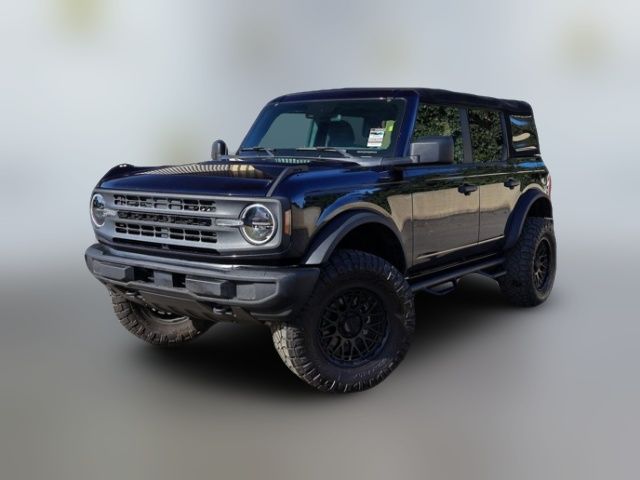 2021 Ford Bronco Base