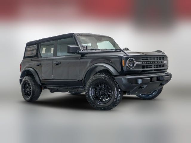 2021 Ford Bronco Base