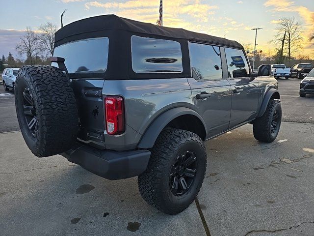 2021 Ford Bronco Base