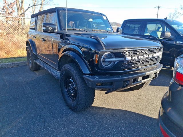 2021 Ford Bronco Base