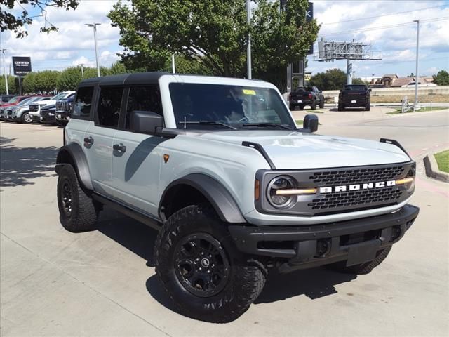 2021 Ford Bronco Base