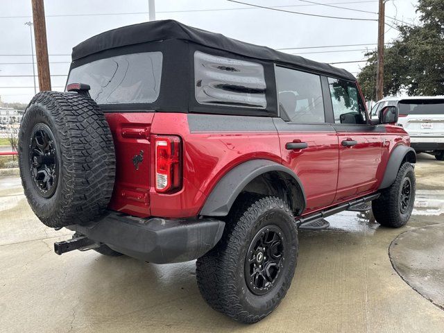 2021 Ford Bronco Base