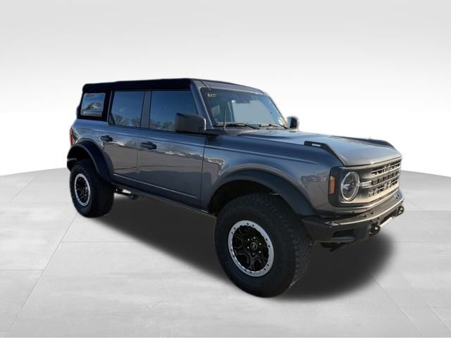 2021 Ford Bronco Base