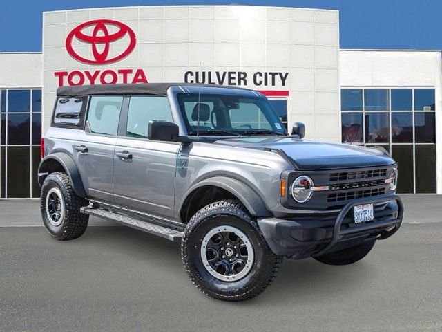 2021 Ford Bronco Base