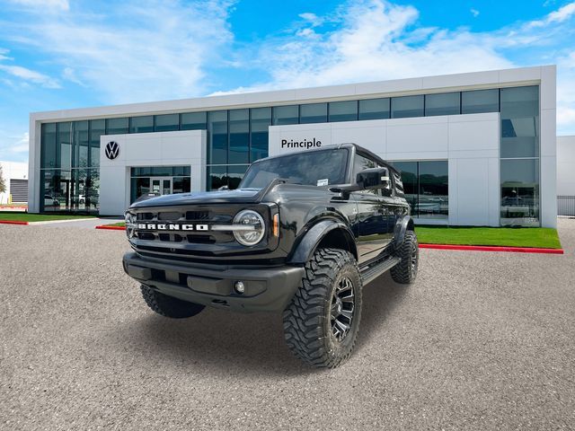 2021 Ford Bronco Base