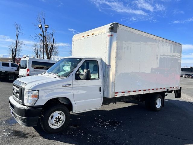 2021 Ford E-Series Base