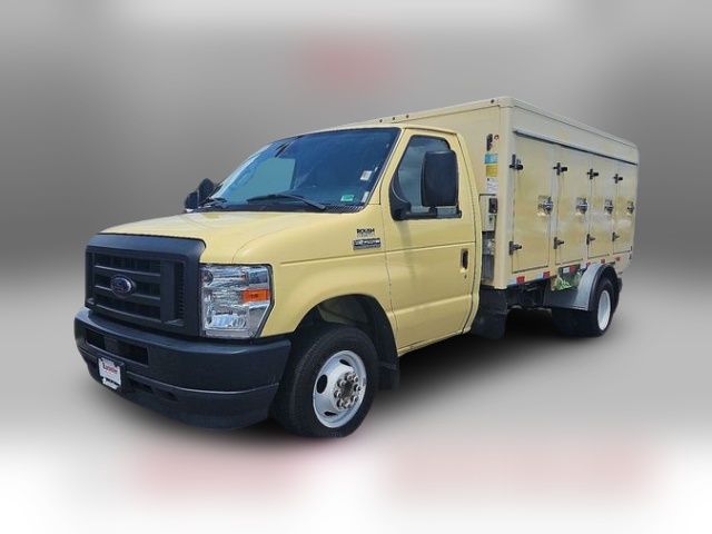 2021 Ford E-Series Base