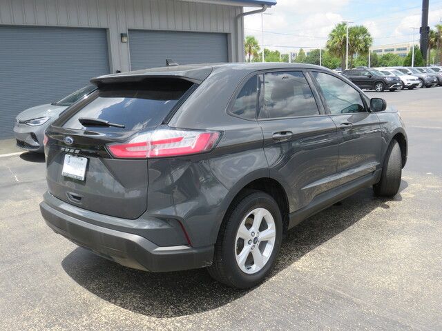 2021 Ford Edge SE