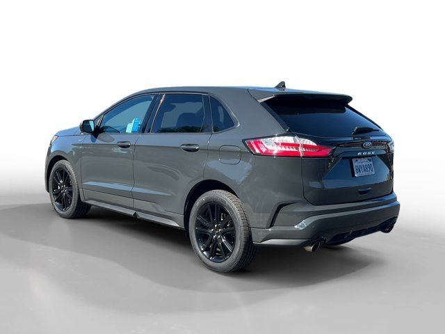 2021 Ford Edge 