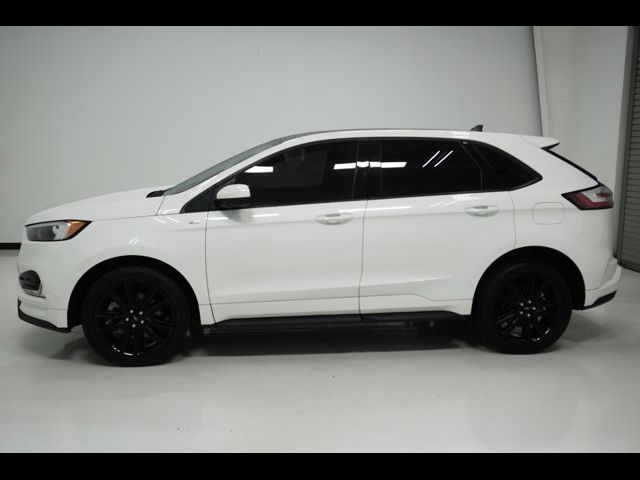 2021 Ford Edge 