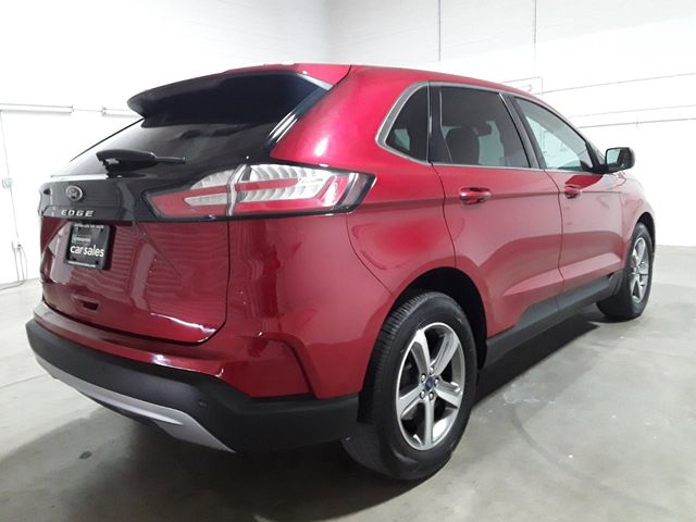 2021 Ford Edge 