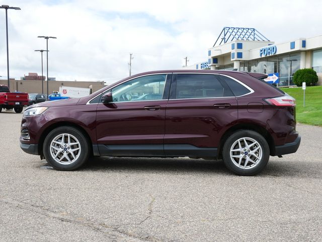 2021 Ford Edge 