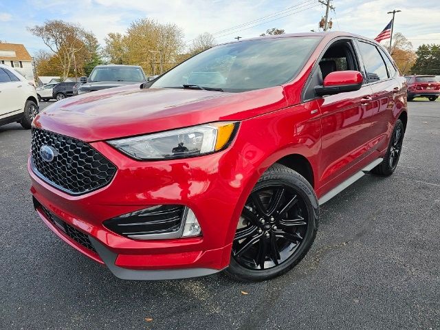 2021 Ford Edge 