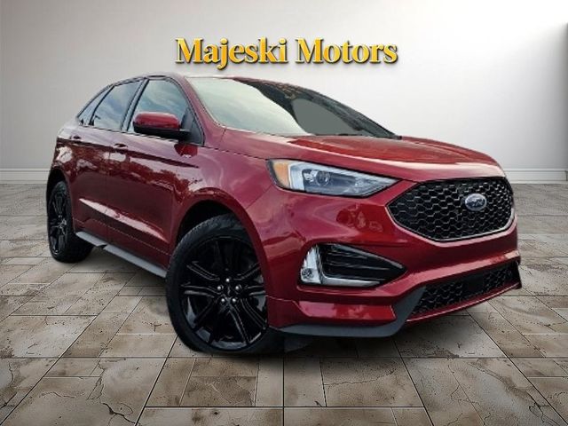 2021 Ford Edge 