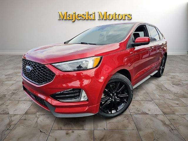 2021 Ford Edge 