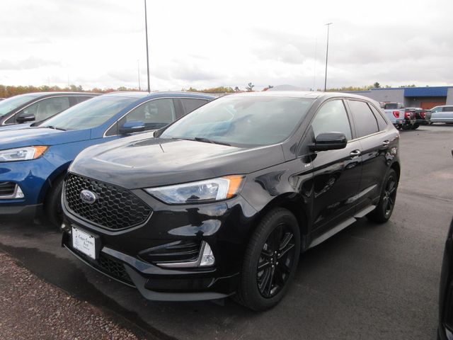 2021 Ford Edge 