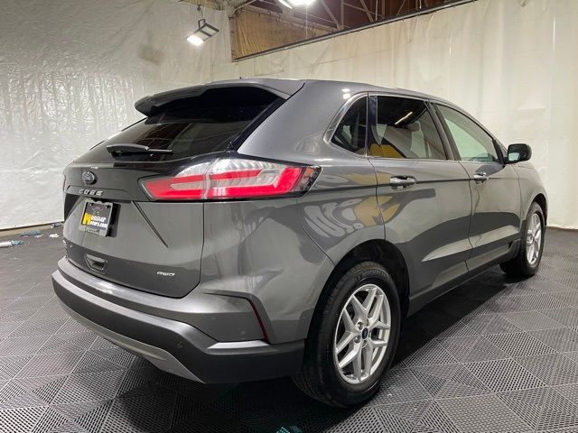 2021 Ford Edge 