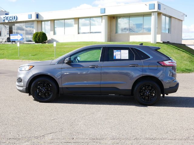 2021 Ford Edge 